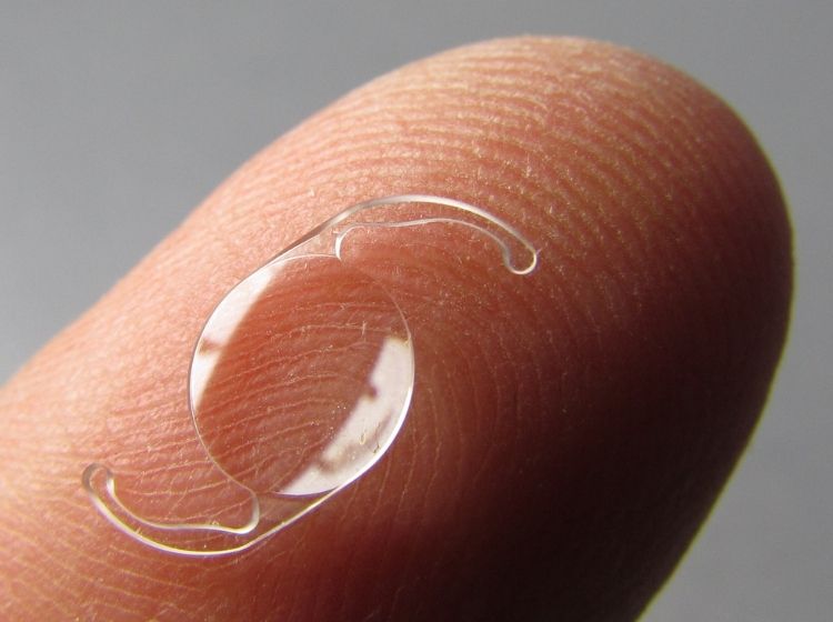 intraocular lenses, لنز داخل چشمی, دکتر محمد ناصری چشم